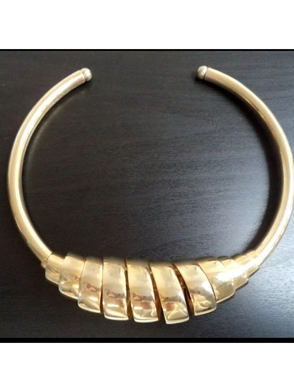 Elegant Gold-Tone Choker Necklace